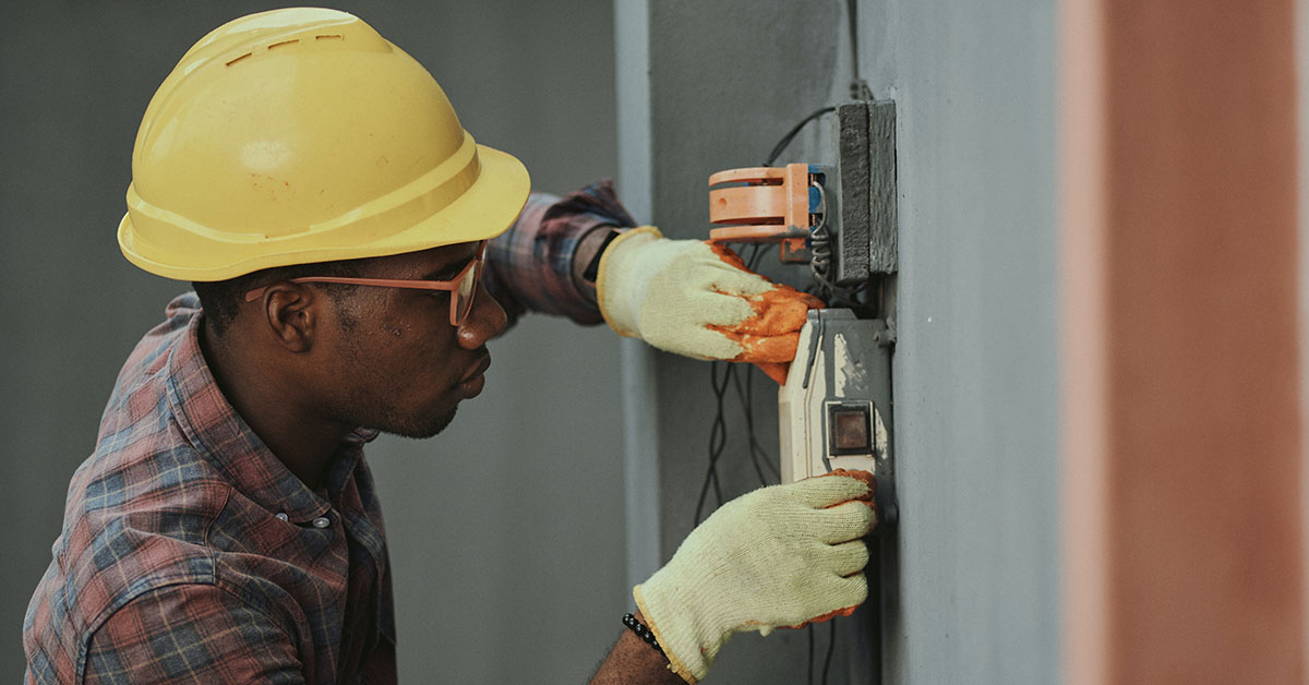 electrical maintenance task